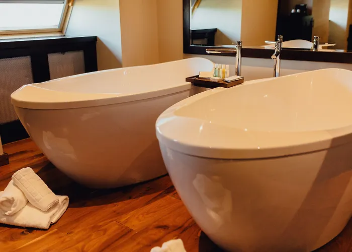 Great Victoria Hotel 4*