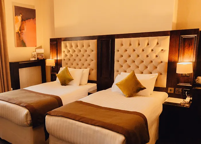 Great Victoria 4* Bradford (West Yorkshire)