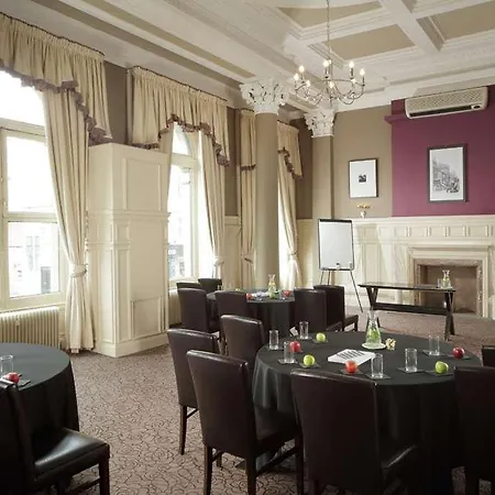 维多利亚豪华酒店