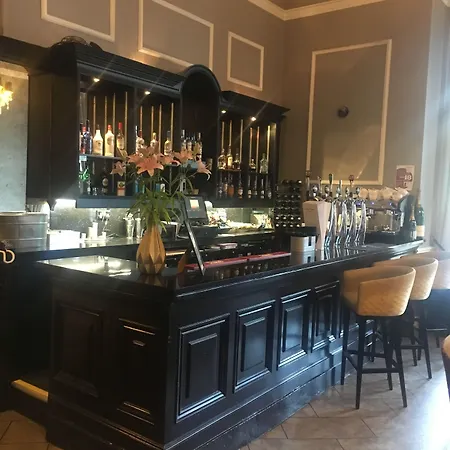 维多利亚豪华酒店