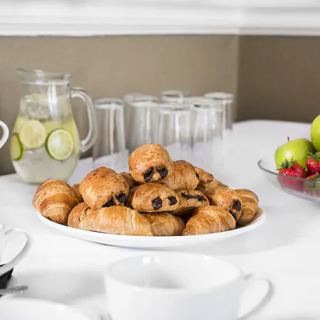 维多利亚豪华酒店 酒店 4*