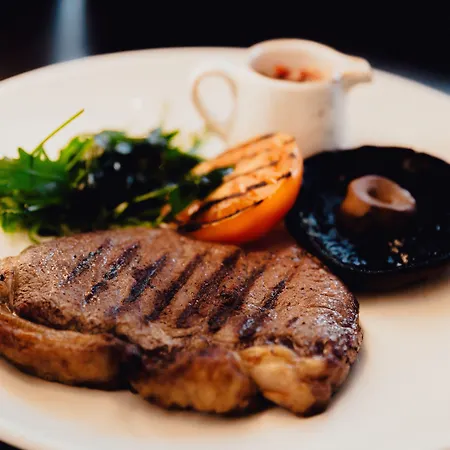 酒店 维多利亚豪华酒店 4*