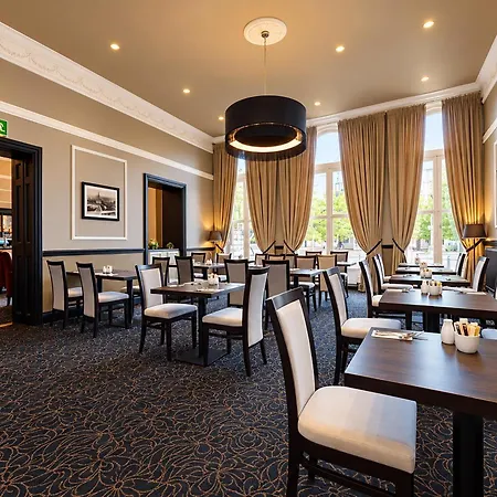 The Victoria Hotel, Bradford By Sunday Hotel