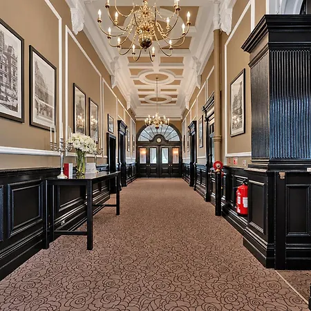 The Victoria Hotel, Bradford By Sunday