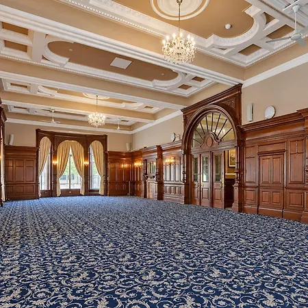 The Victoria Hotel, Bradford By Sunday Hotel 4*