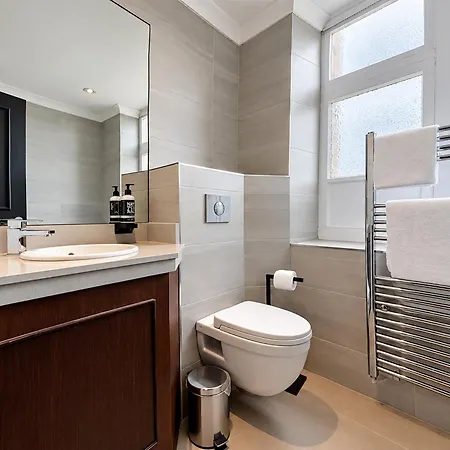 The Victoria Hotel, Bradford By Sunday 4* Bradford (West Yorkshire)