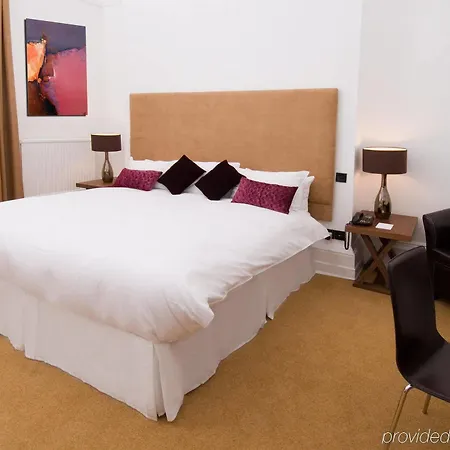 维多利亚豪华酒店 4*