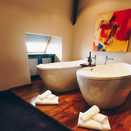 Great Victoria Ξενοδοχείο 4*