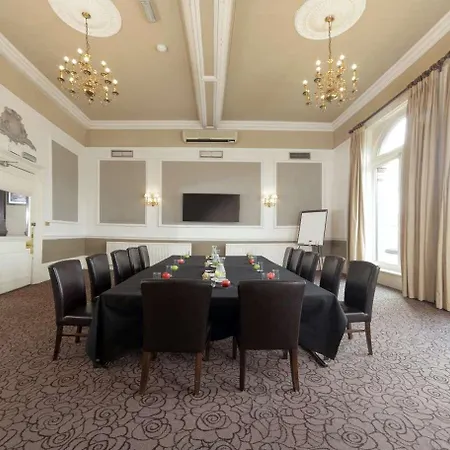 Отель Great Victoria