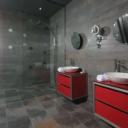 Отель Great Victoria 4*